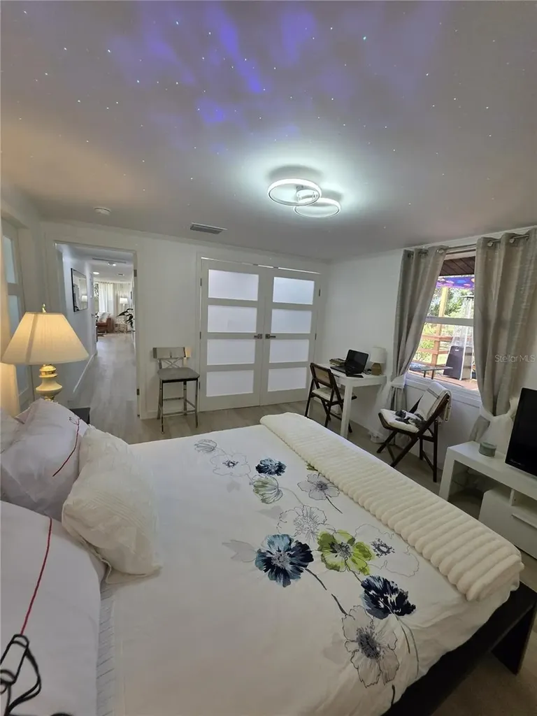 1205 Willis Avenue Sarasota FL 34232
