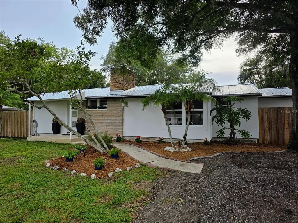 1205 Willis Avenue Sarasota FL 34232