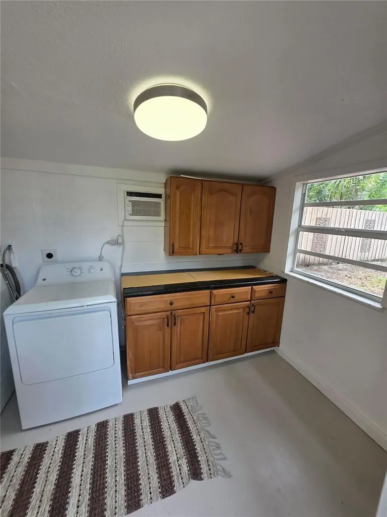 1205 Willis Avenue Sarasota FL 34232