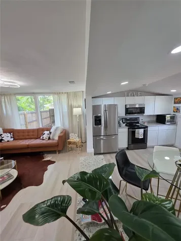 1205 Willis Avenue Sarasota FL 34232