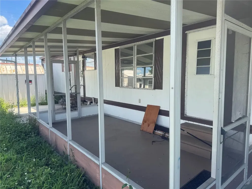 37309 8th Avenue Zephyrhills FL 33542