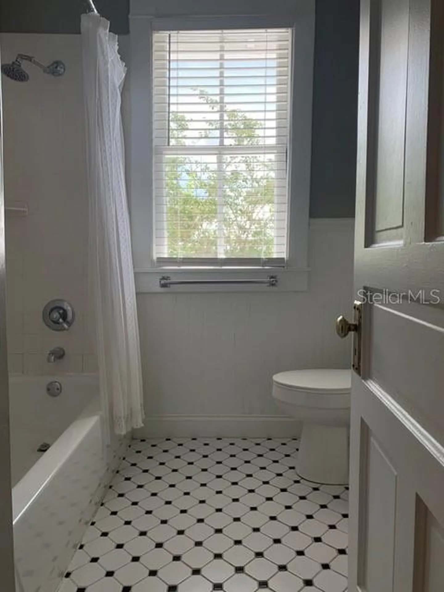 201 E Voorhis Avenue Deland FL 32724