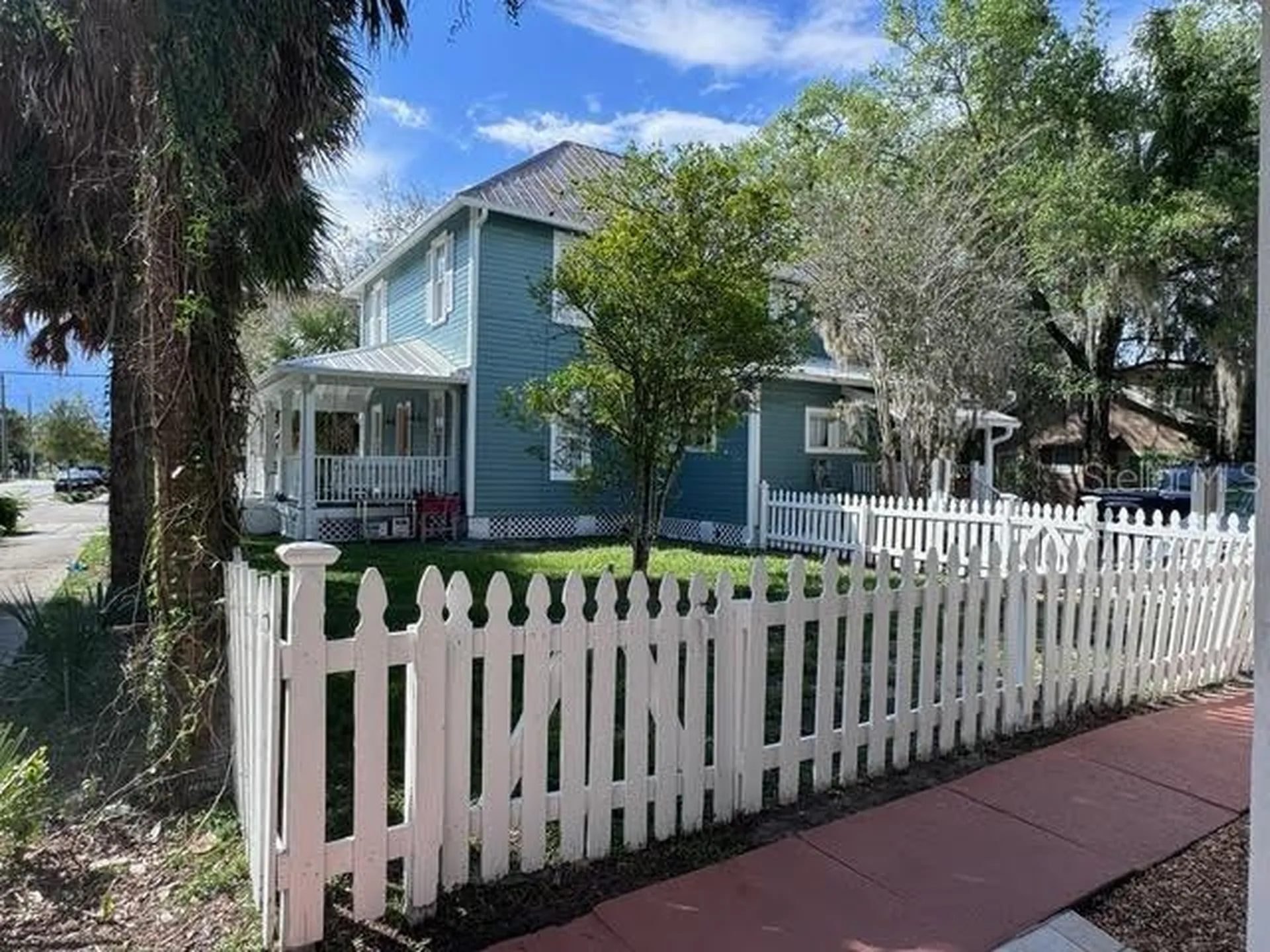 201 E Voorhis Avenue Deland FL 32724