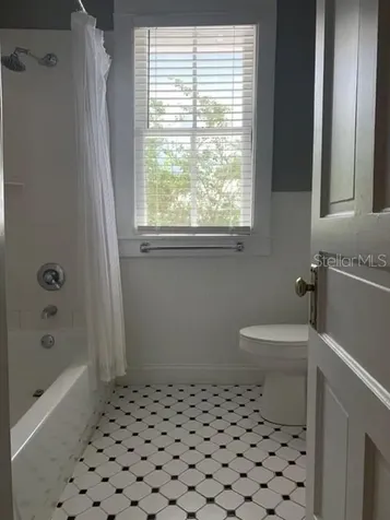 201 E Voorhis Avenue Deland FL 32724