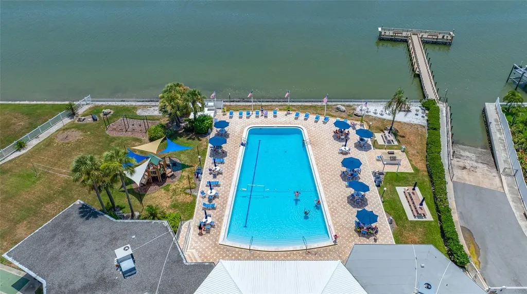 14499 Mooring Drive Seminole FL 33776