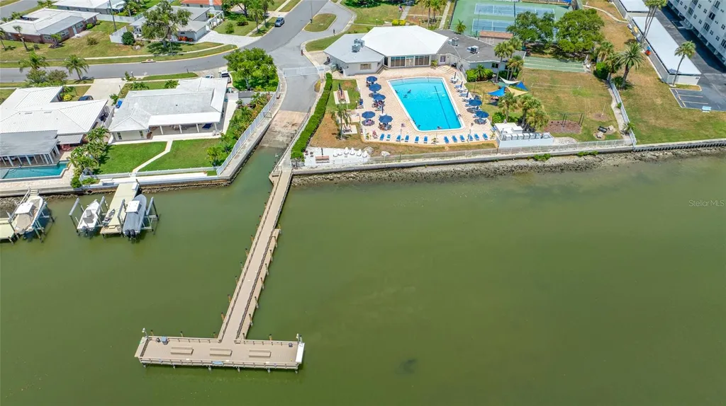 14499 Mooring Drive Seminole FL 33776