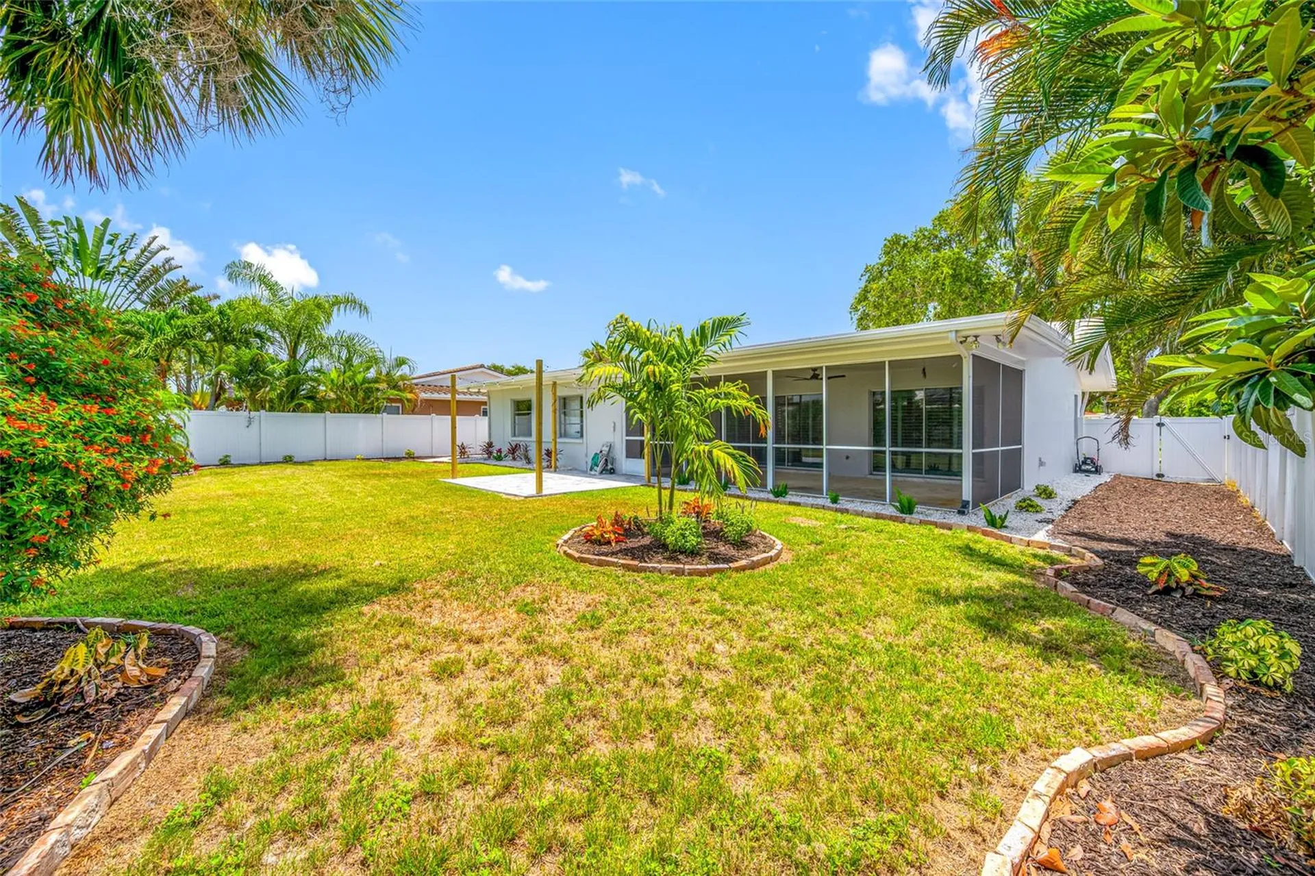 14499 Mooring Drive Seminole FL 33776
