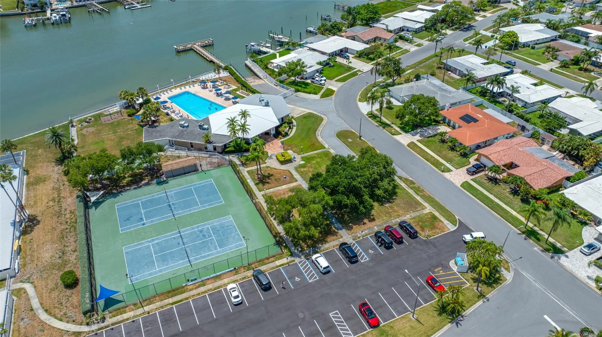 14499 Mooring Drive Seminole FL 33776