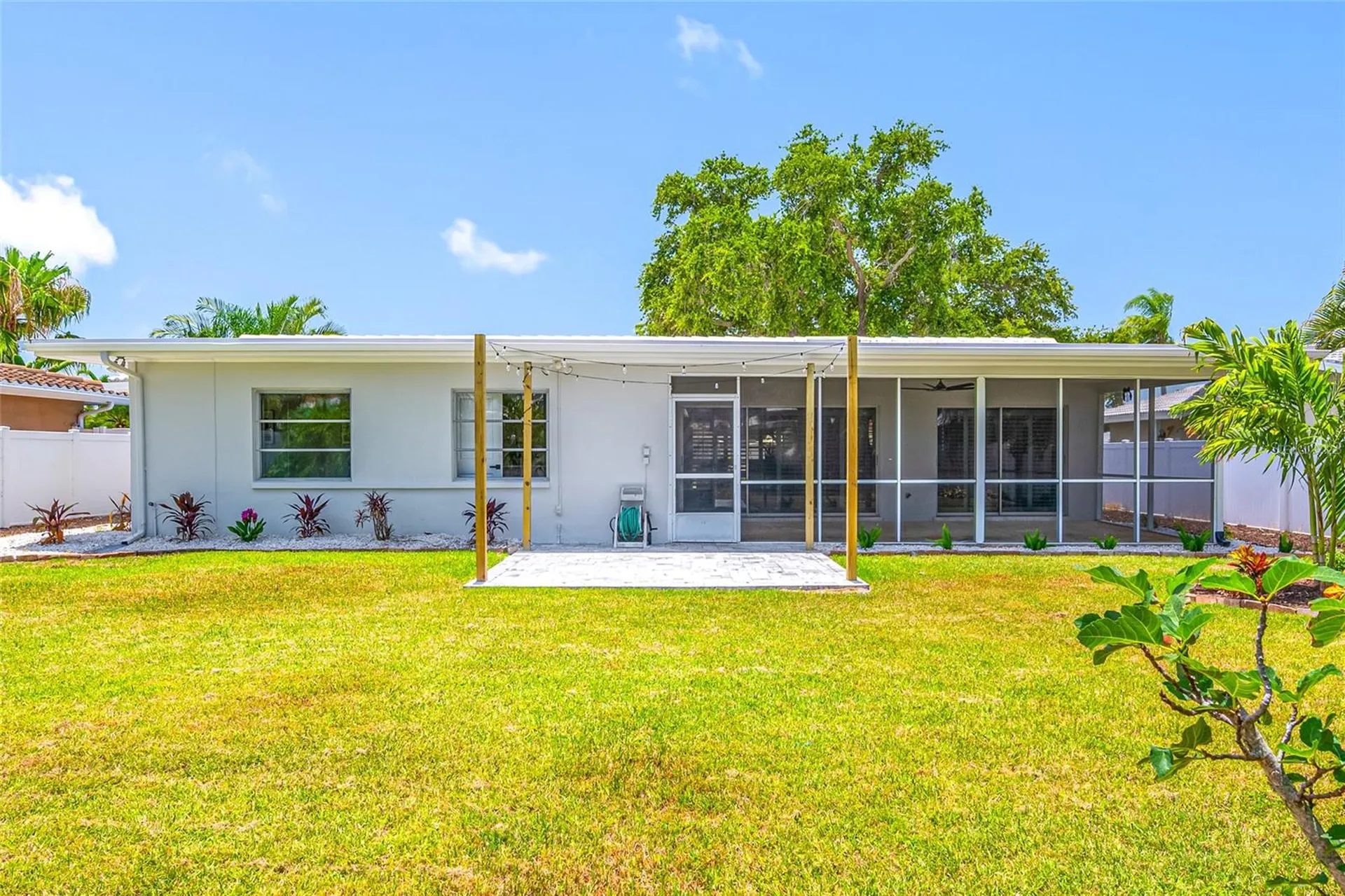 14499 Mooring Drive Seminole FL 33776