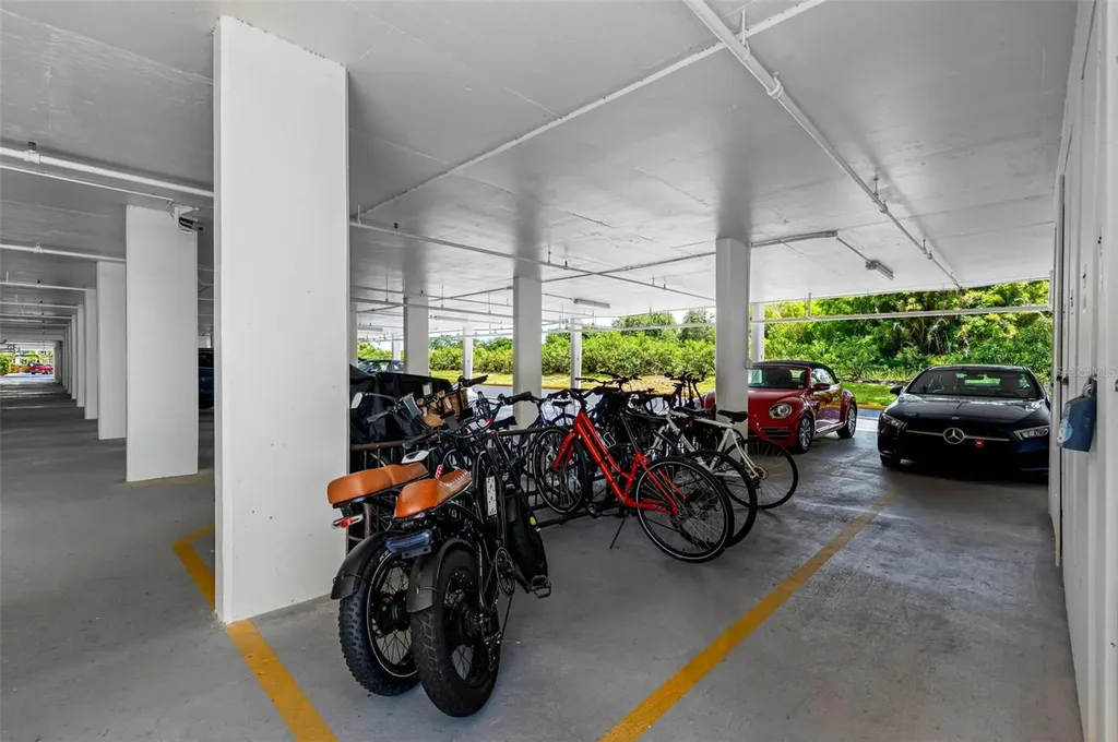 220 Belleview Boulevard Belleair FL 33756