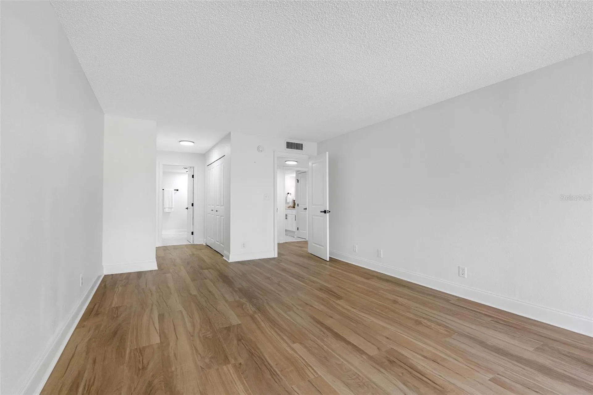 220 Belleview Boulevard Belleair FL 33756