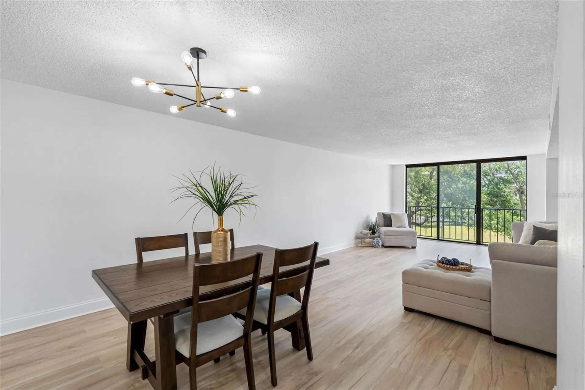 220 Belleview Boulevard Belleair FL 33756