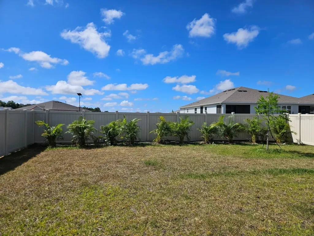 32650 Osprey Peak Way San Antonio FL 33576
