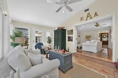 823 Woods Court Maitland FL 32751