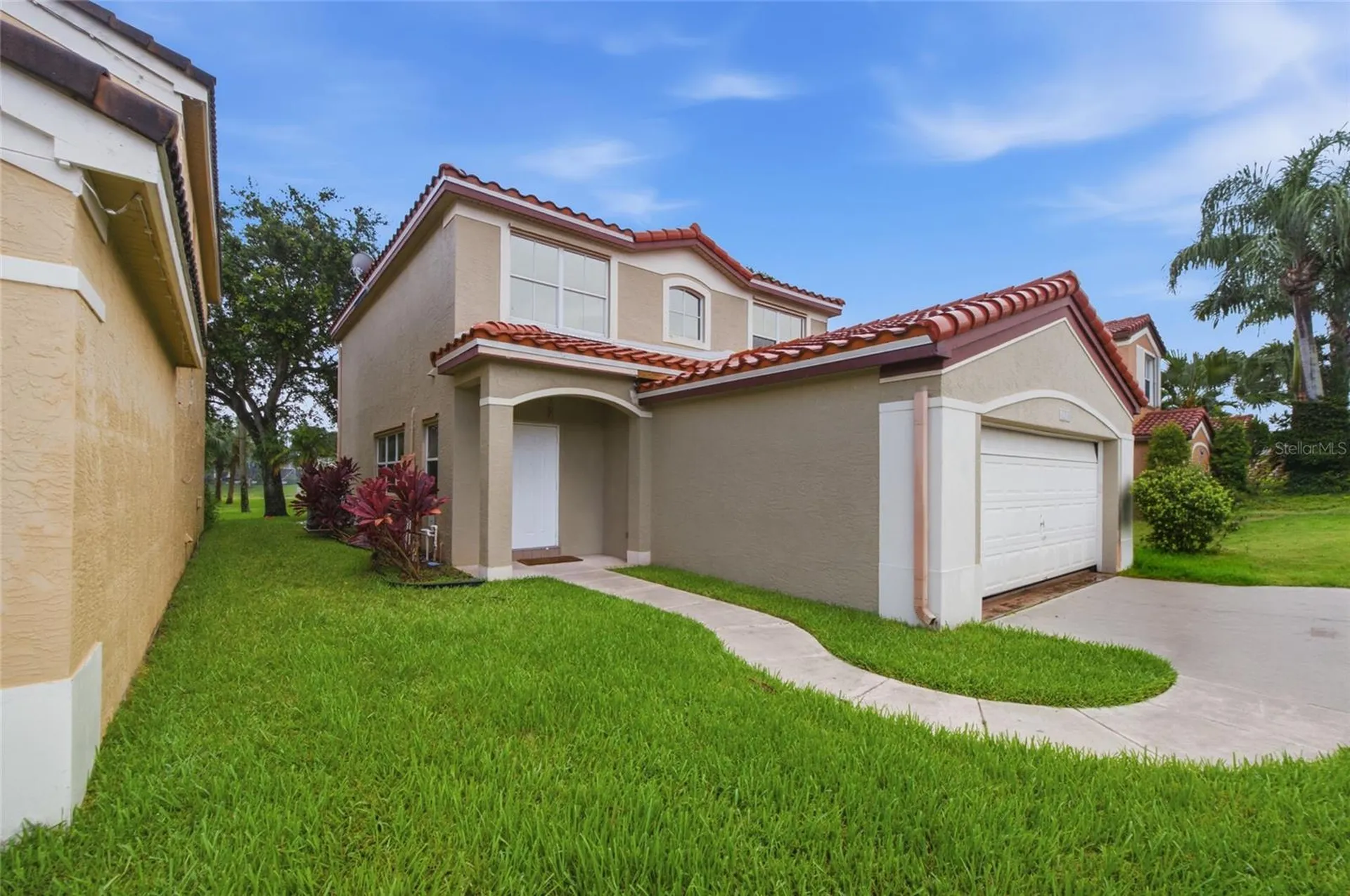 4258 NW 1st Drive Deerfield Beach FL 33442