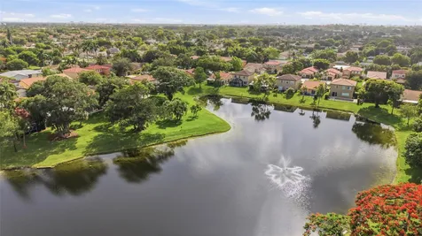 4258 NW 1st Drive Deerfield Beach FL 33442