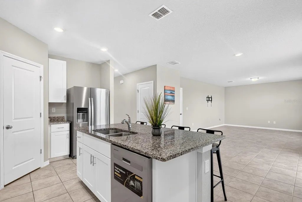 10025 Daybreak Glen Parrish FL 34219