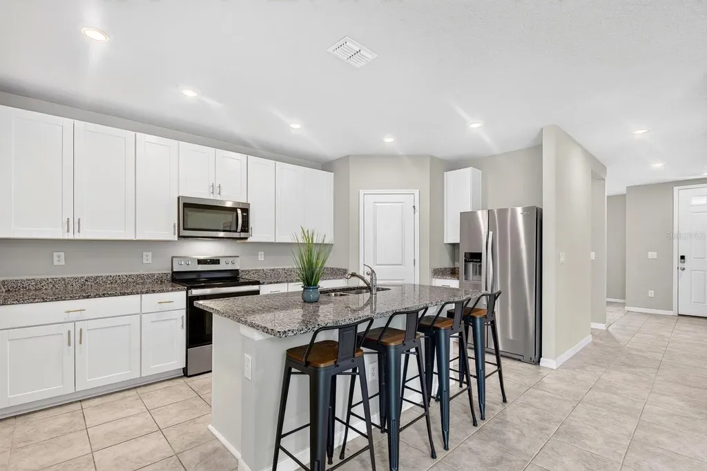 10025 Daybreak Glen Parrish FL 34219