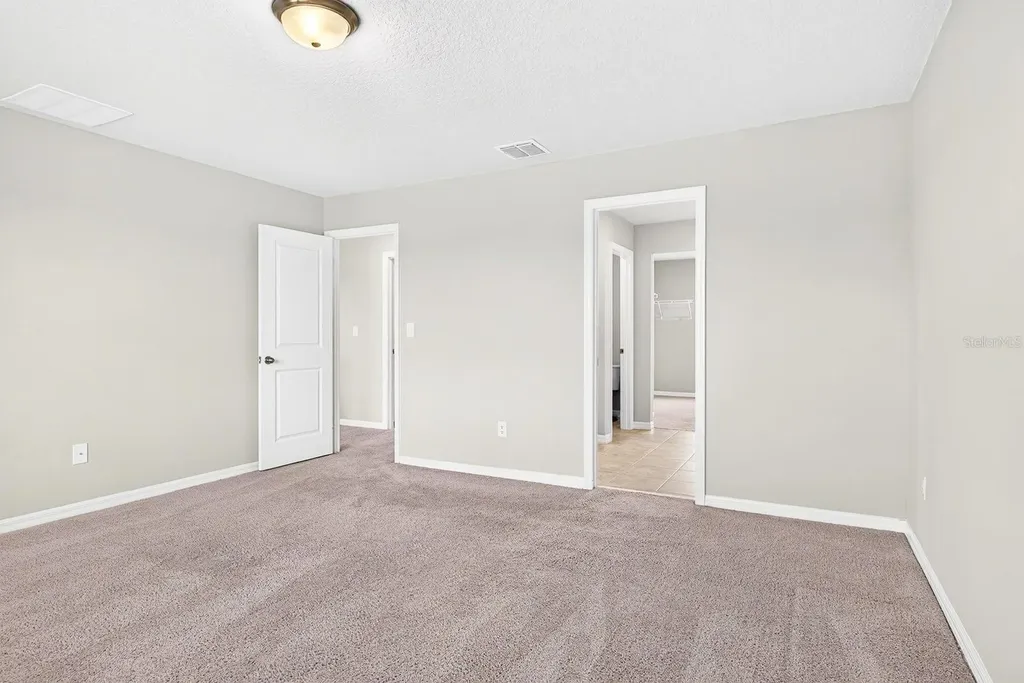 10025 Daybreak Glen Parrish FL 34219