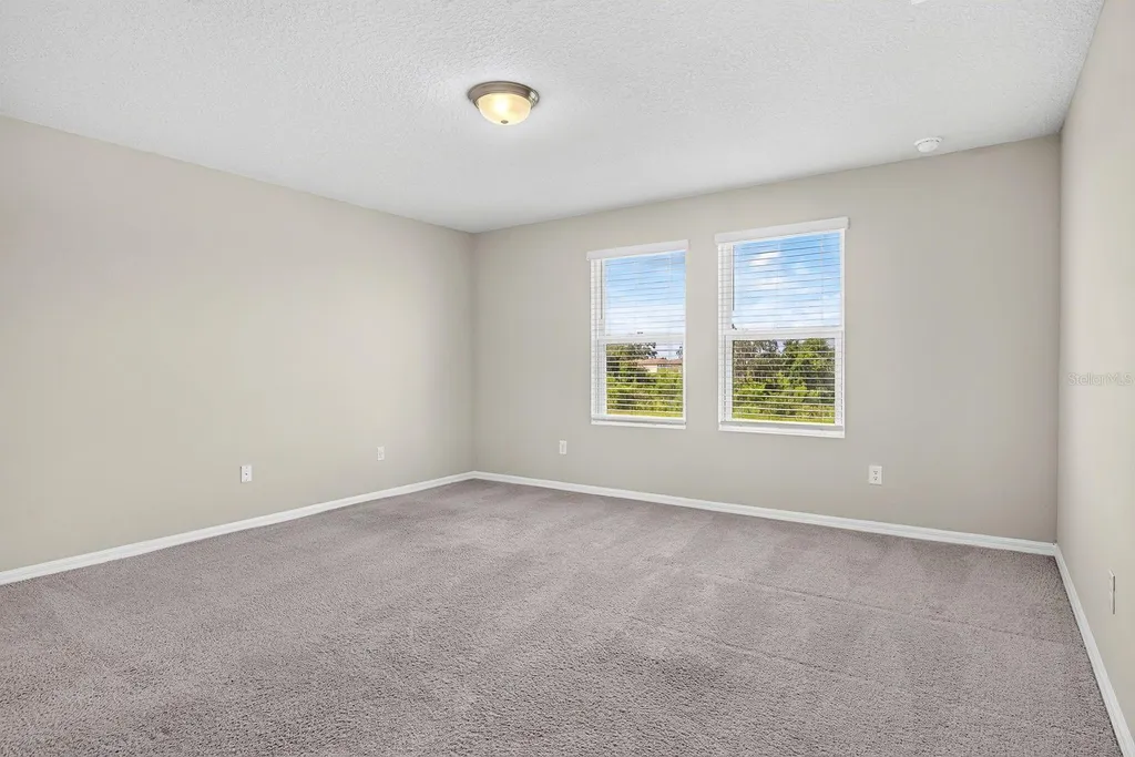 10025 Daybreak Glen Parrish FL 34219