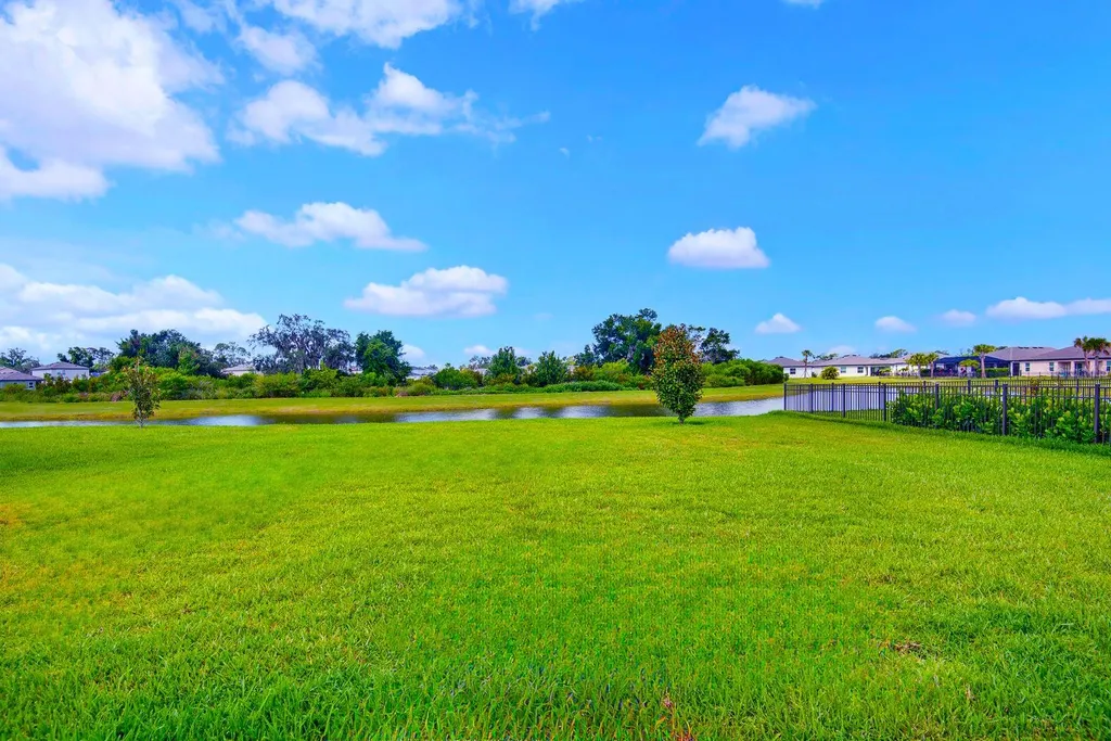 10025 Daybreak Glen Parrish FL 34219