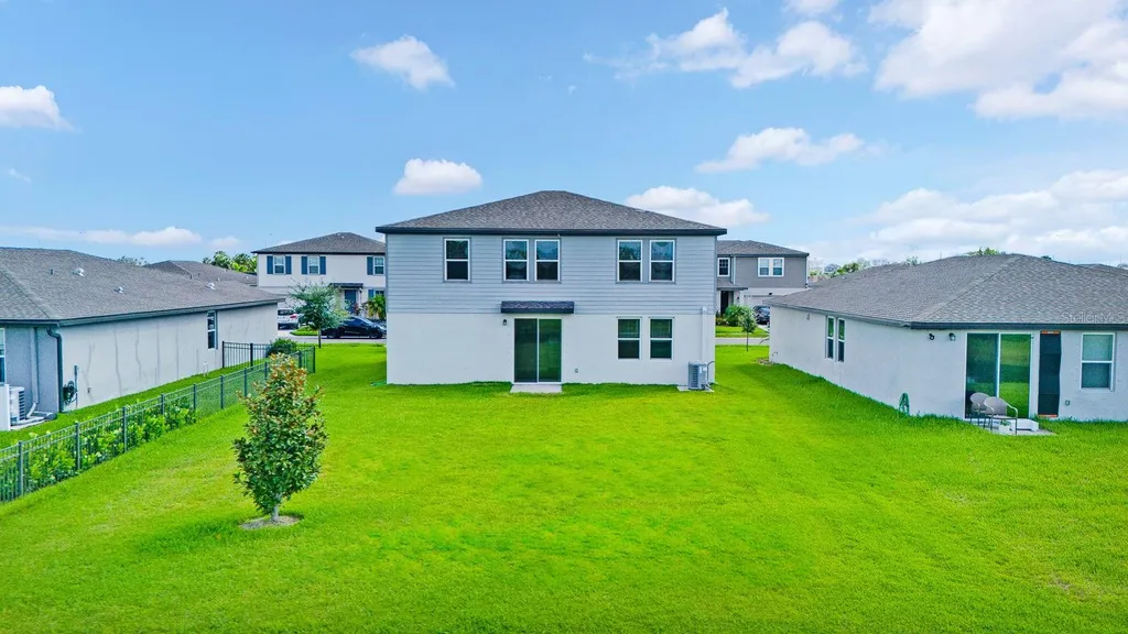 10025 Daybreak Glen Parrish FL 34219