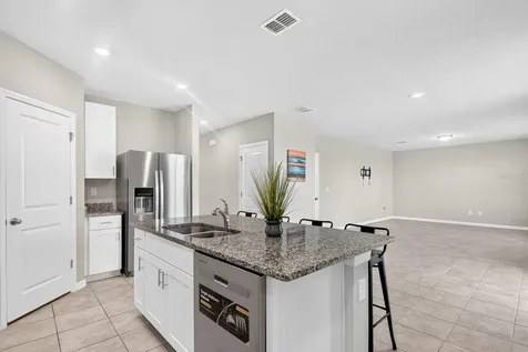 10025 Daybreak Glen Parrish FL 34219