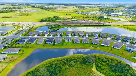 10025 Daybreak Glen Parrish FL 34219