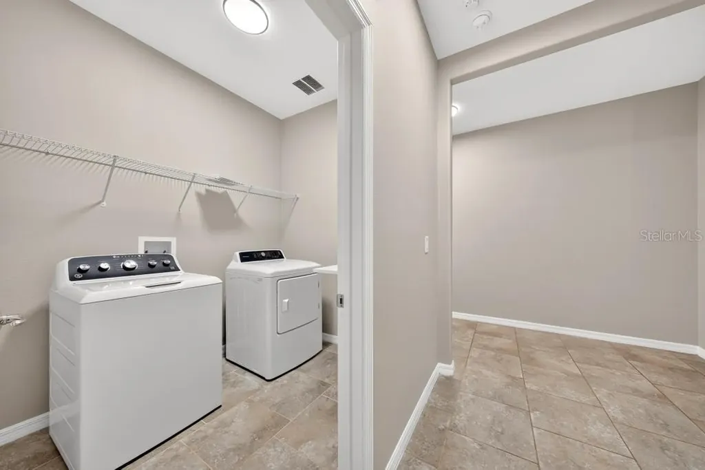736 E Victoria Trails Boulevard Deland FL 32724