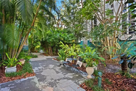 4950 Bayshore Boulevard Tampa FL 33611