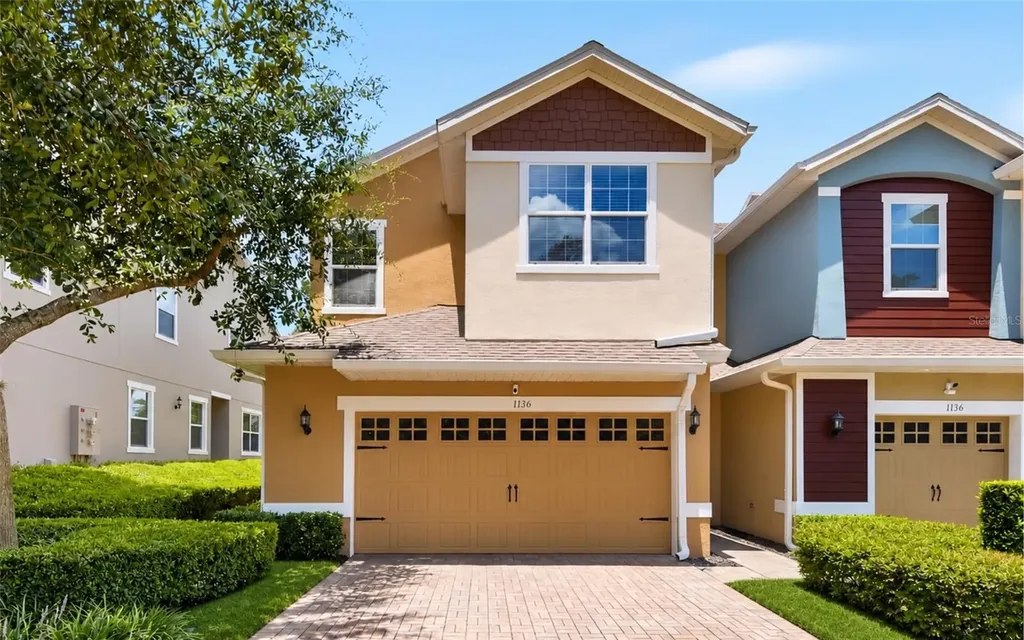 1136 E 10th Street Apopka FL 32703