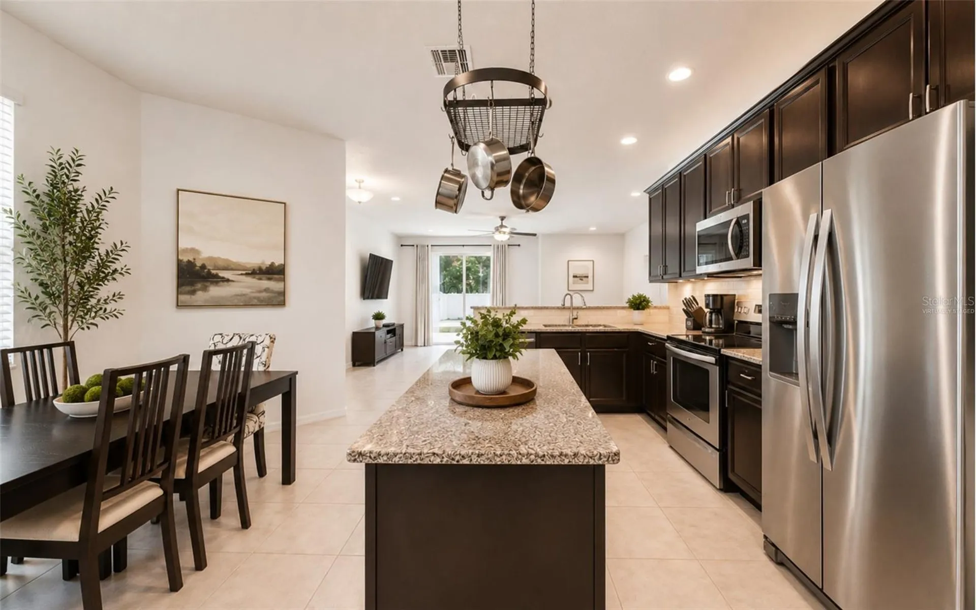 1136 E 10th Street Apopka FL 32703