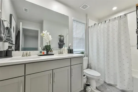 1123 Creek Valley Court Brandon FL 33511