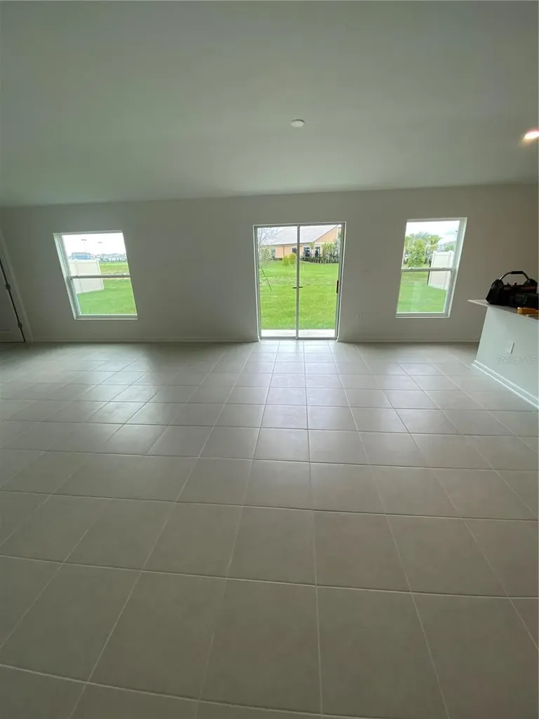 2125 Lasso Loop Eagle Lake FL 33839