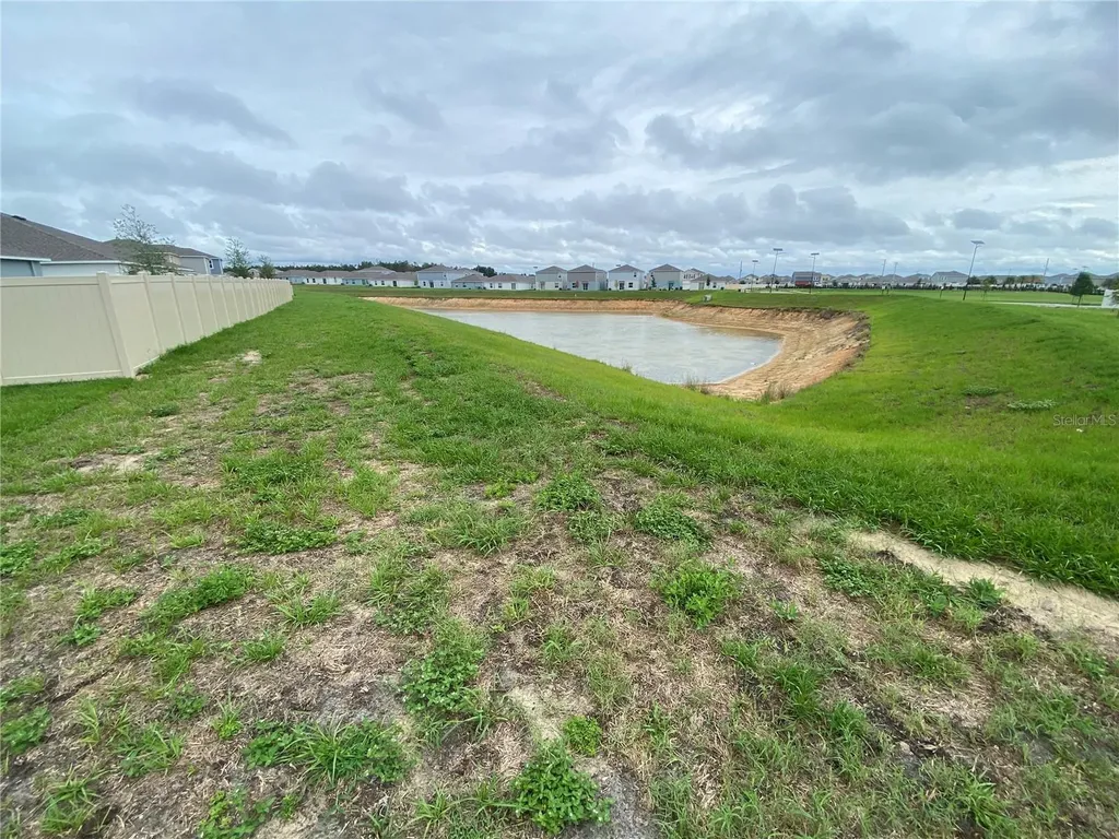 2125 Lasso Loop Eagle Lake FL 33839