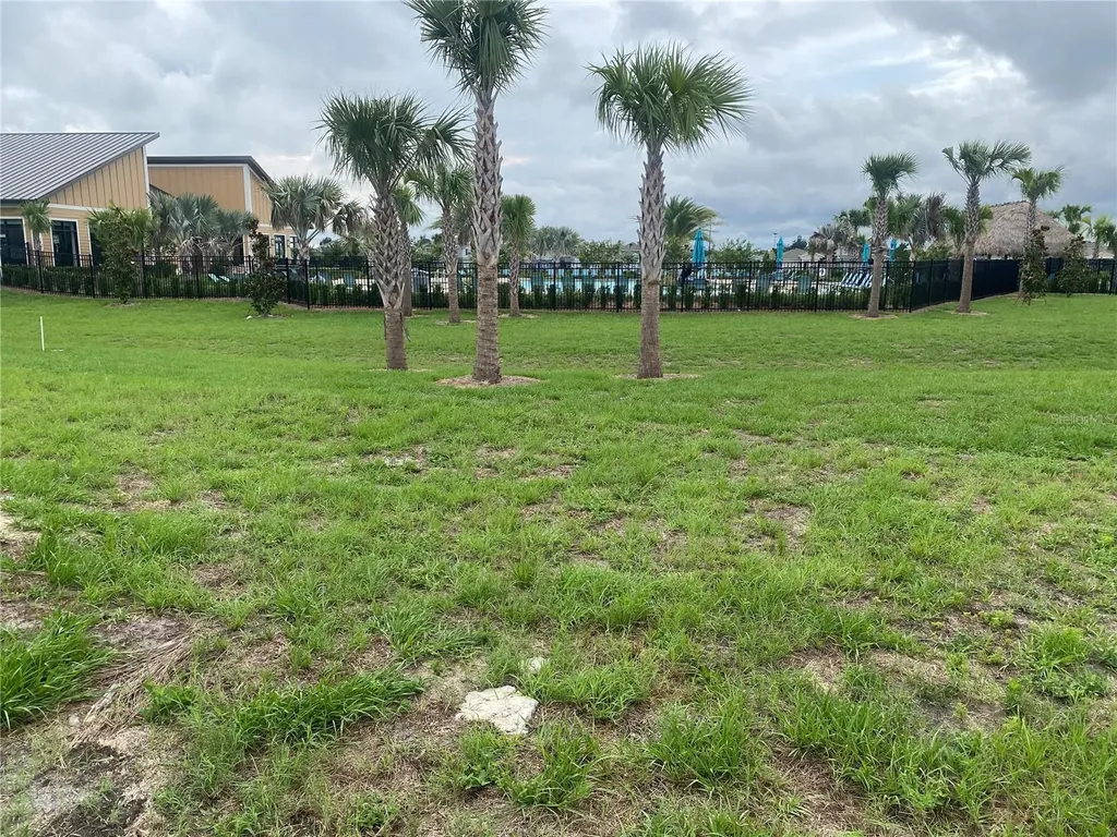 2125 Lasso Loop Eagle Lake FL 33839