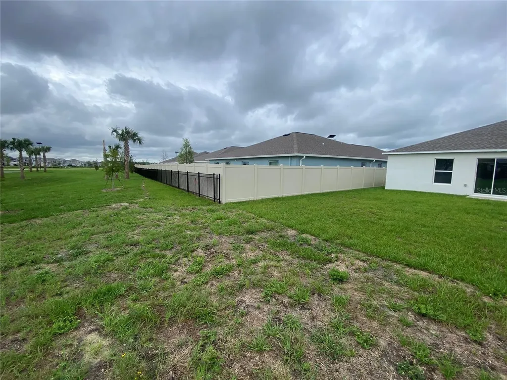 2125 Lasso Loop Eagle Lake FL 33839