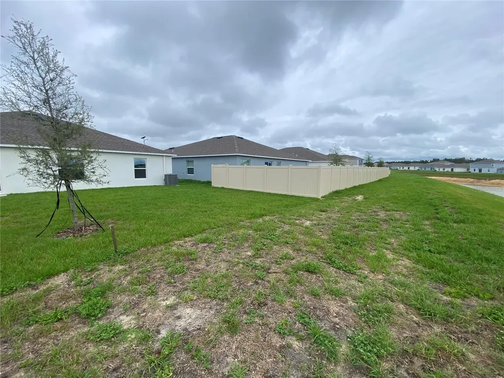 2125 Lasso Loop Eagle Lake FL 33839