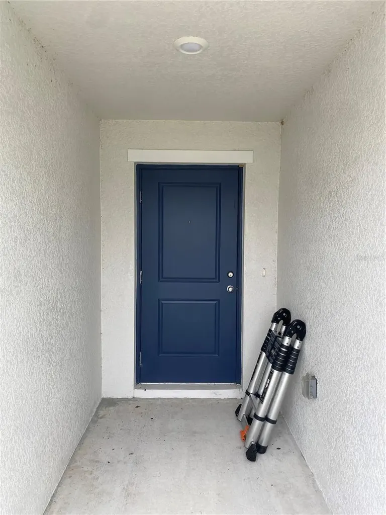 2125 Lasso Loop Eagle Lake FL 33839
