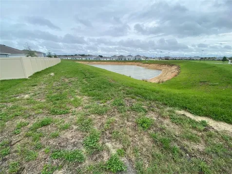 2125 Lasso Loop Eagle Lake FL 33839