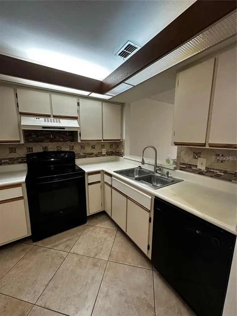 3100 S Semoran Boulevard Orlando FL 32822