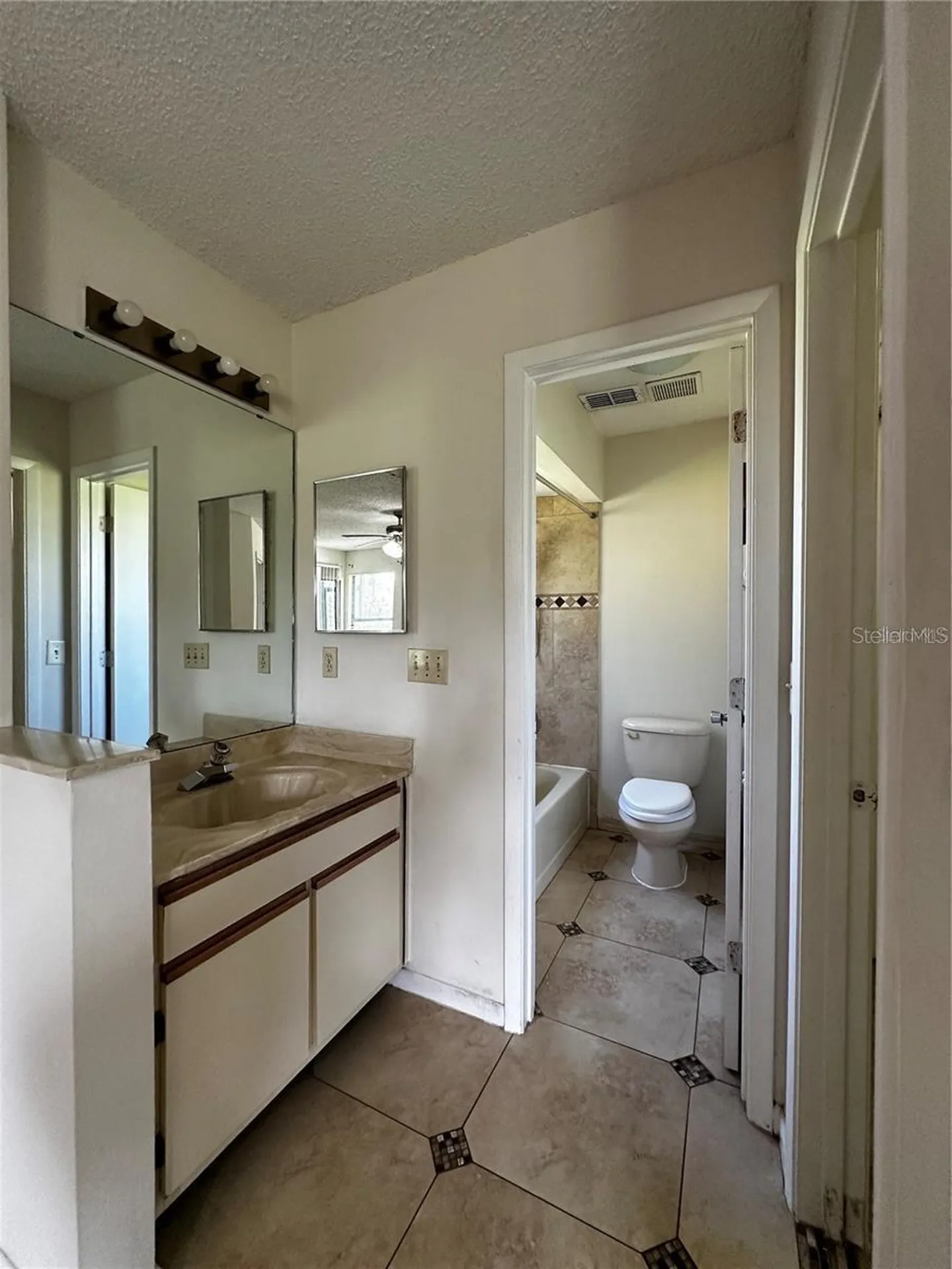 3100 S Semoran Boulevard Orlando FL 32822