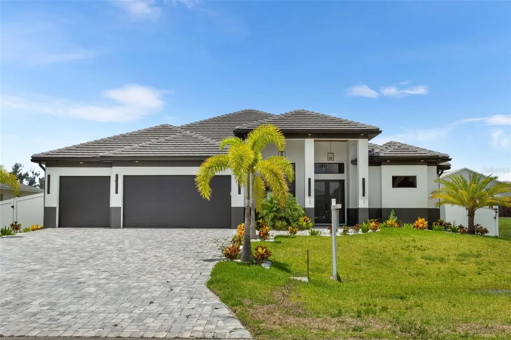 10 SW 33rd Avenue Cape Coral FL 33991