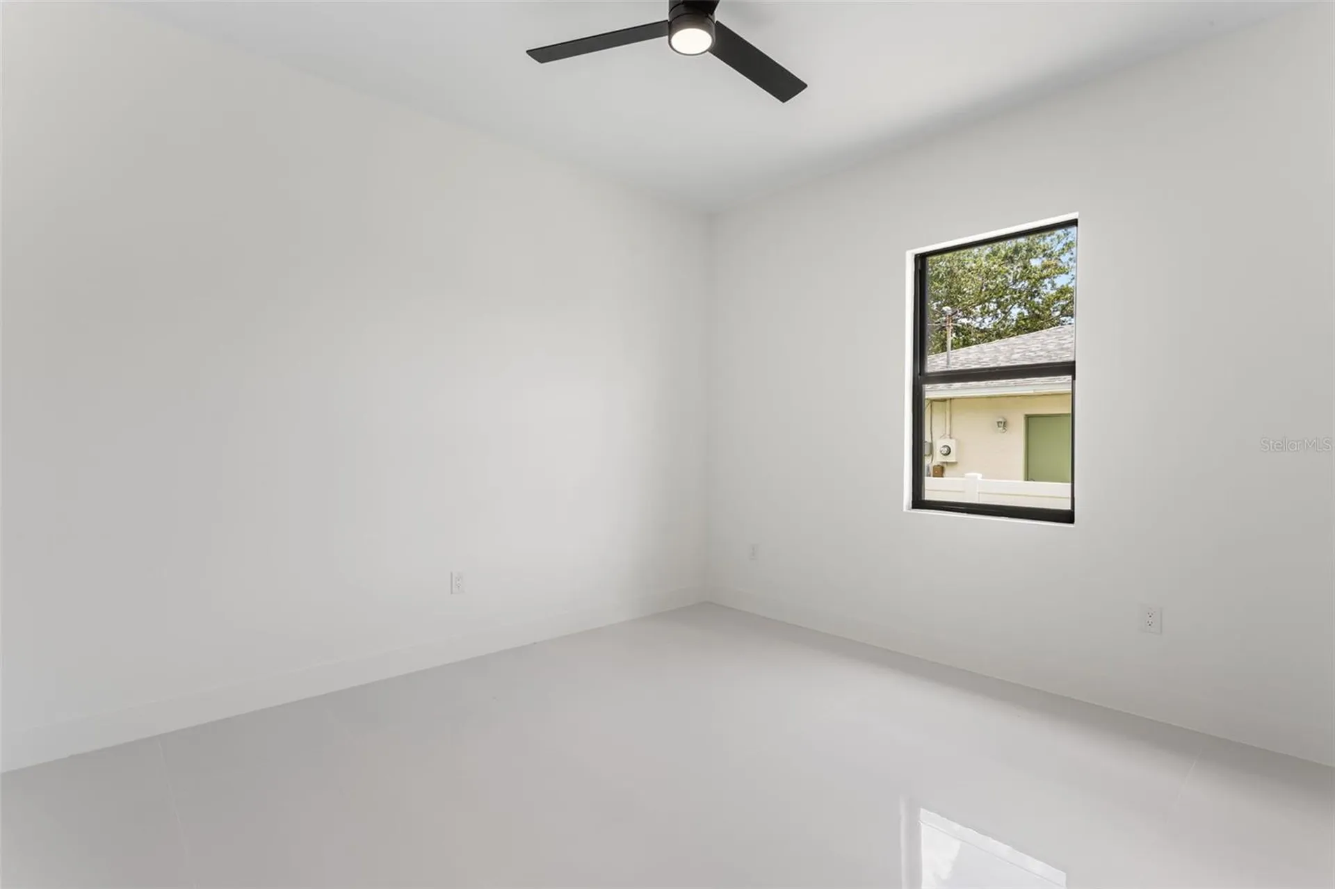 10 SW 33rd Avenue Cape Coral FL 33991