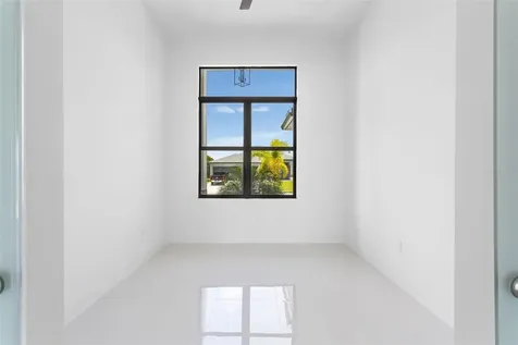 10 SW 33rd Avenue Cape Coral FL 33991