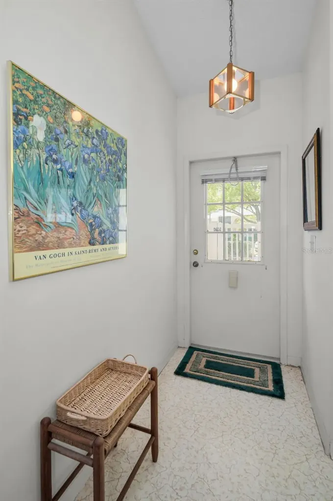 1333 Shady Pine Way Tarpon Springs FL 34688