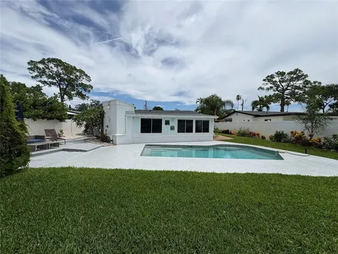 4820 Venetian Boulevard NE St Petersburg FL 33702