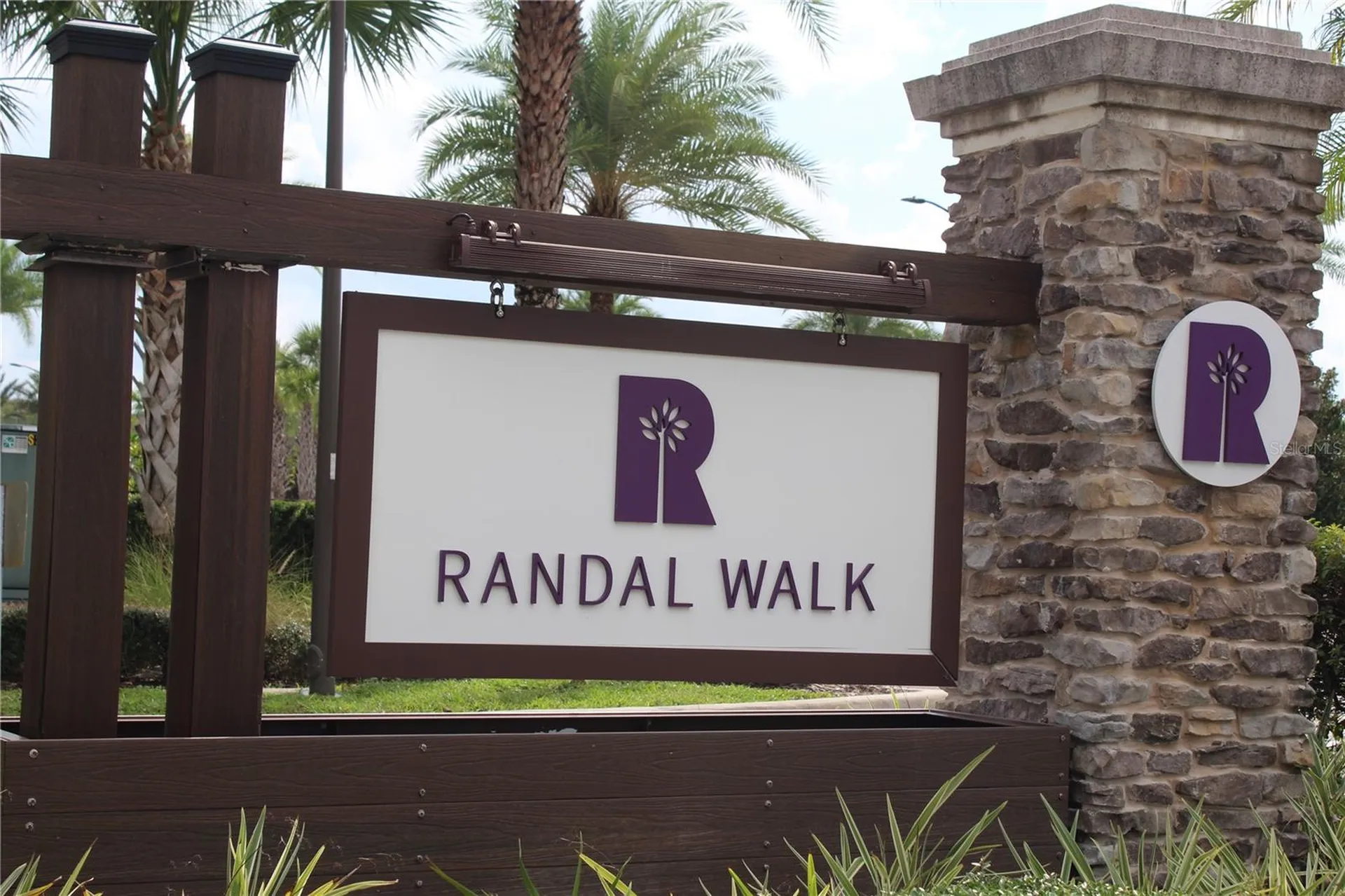 9514 Poplar Ridge Avenue Orlando FL 32832