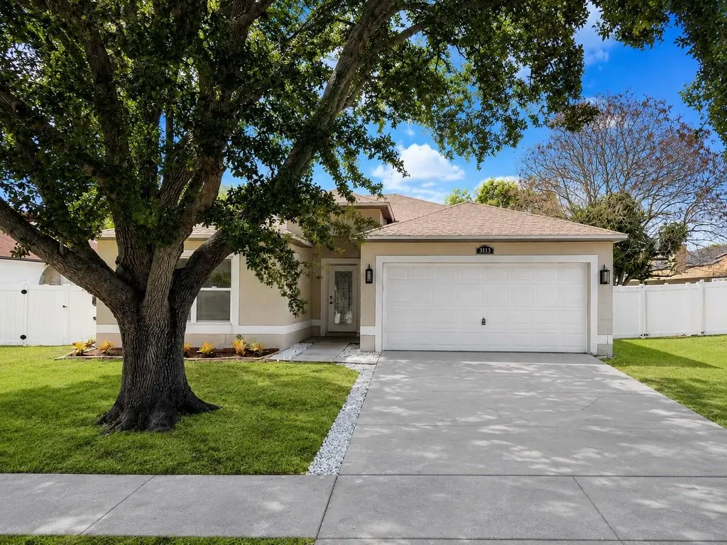 5112 Laval Drive Orlando FL 32839