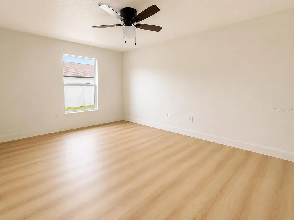 5112 Laval Drive Orlando FL 32839